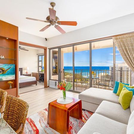 Upscale Penthouse With Ocean Views - Free Parking Appartement Honolulu Buitenkant foto