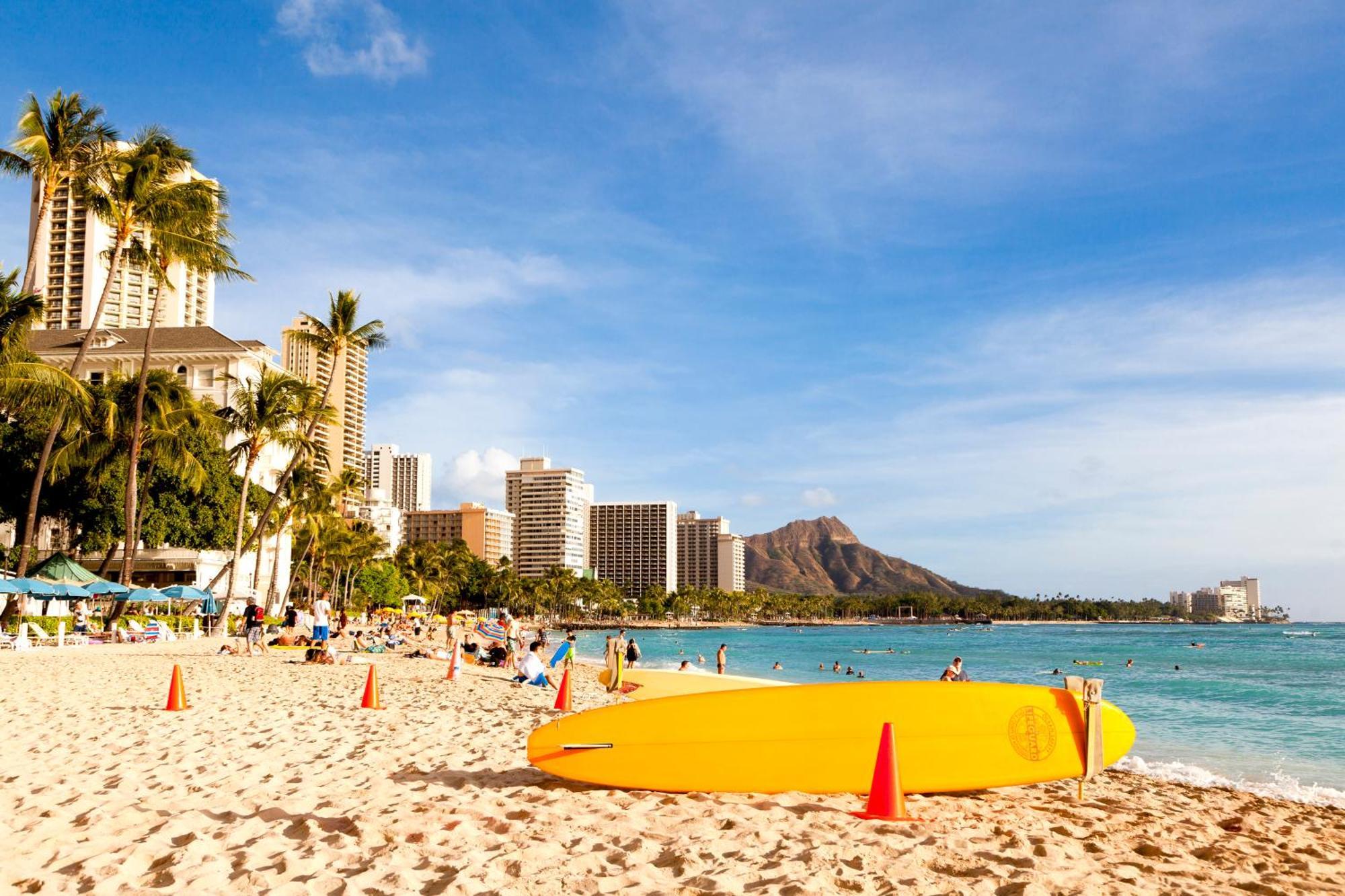 Upscale Penthouse With Ocean Views - Free Parking Appartement Honolulu Buitenkant foto